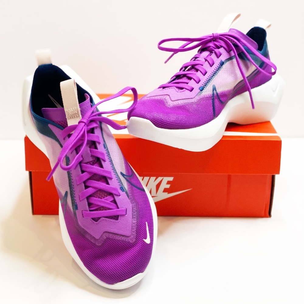 NEW Women's Nike Vista Lite Casual Purple Sneakers